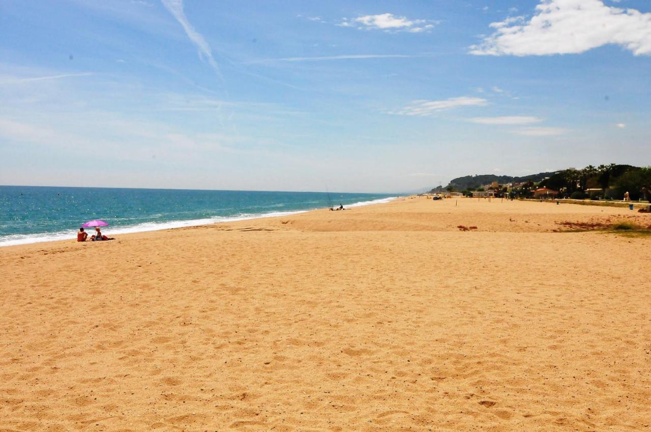 HomeHolidaysRentals Lorraine Malgrat de Mar Exterior foto
