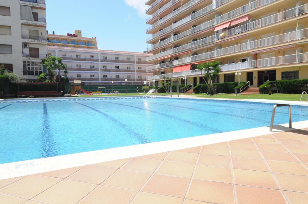 HomeHolidaysRentals Lorraine Malgrat de Mar Exterior foto
